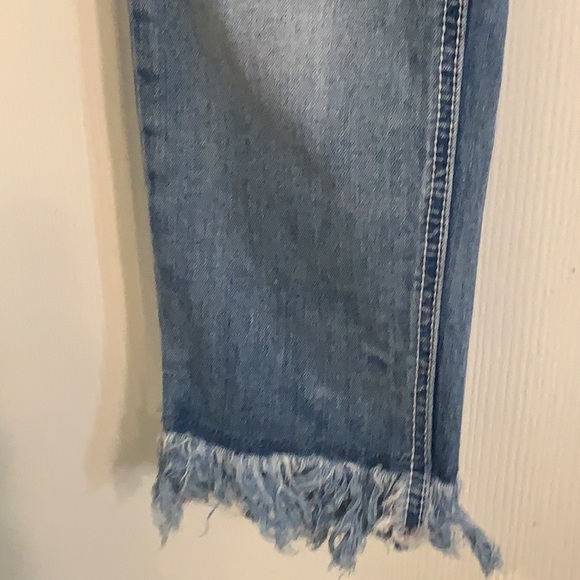 Junior jeans with rips - Picture 5 of 9